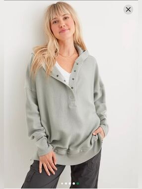 Light Sage Ribbed Henley Pullover